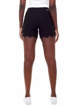 Tyler Madison Taylor Scalloped Techno Short -Fashionable Clothing Store 260602 Black B 698x1000 1