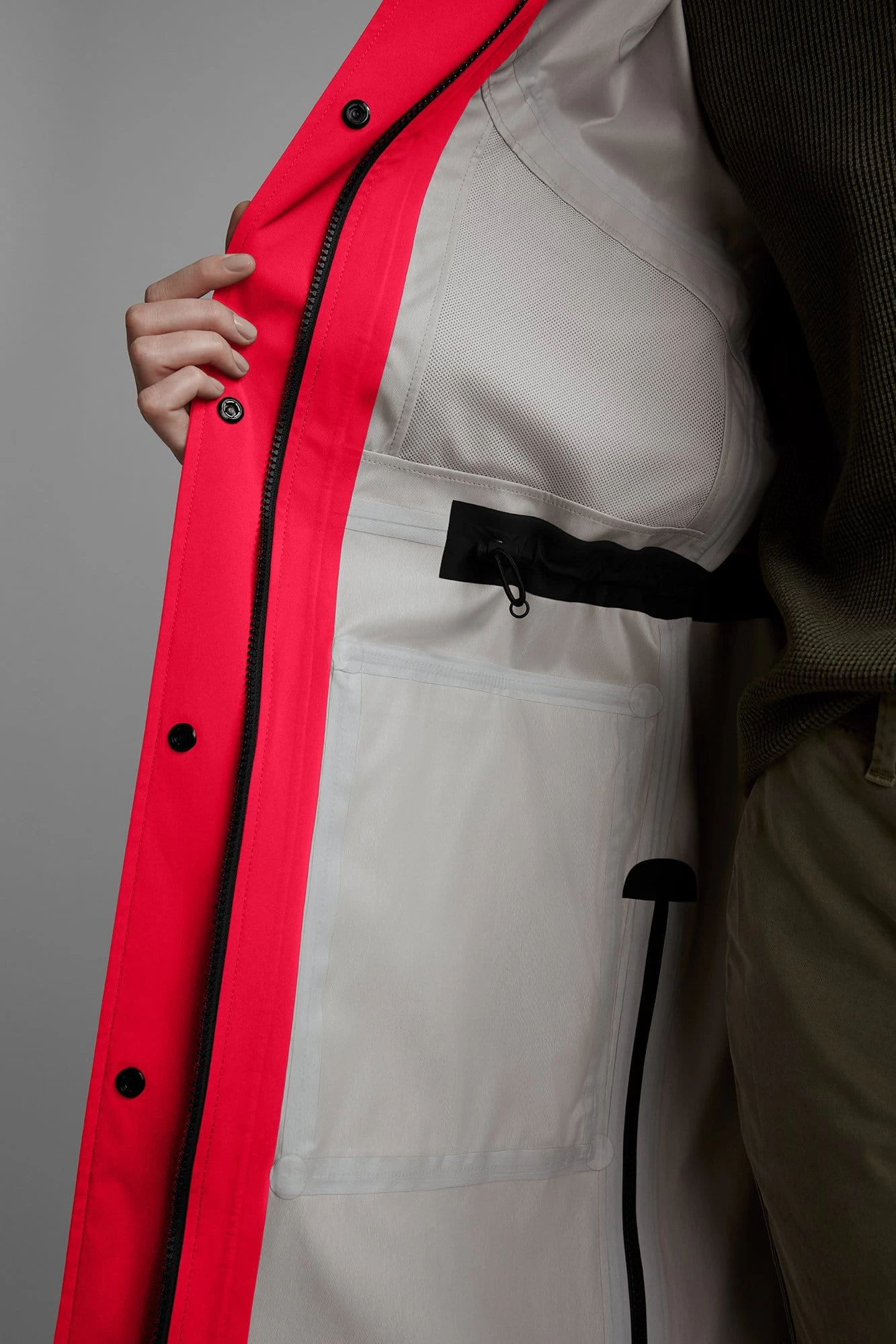 Canada Goose Women's Seaboard Rain Jacket 8 Canada Goose Women's Seaboard Rain Jacket - Image 8