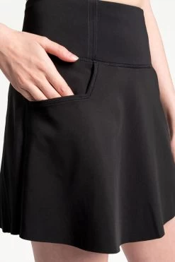 LOLE Step Up Skort - Black Beauty 7 LOLE Step Up Skort - Black Beauty -Fashionable Clothing Store LSW4303 N415 51