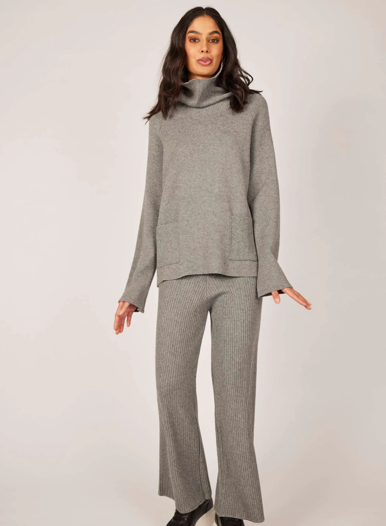 Pistache Ribbed Turtleneck Sweater With Patch Pocket 2 Pistache Ribbed Turtleneck Sweater With Patch Pocket - Image 2