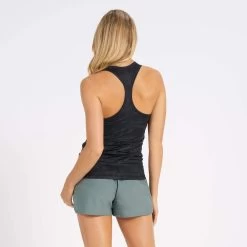 Vuori Women's Lux Performance Tank -Fashionable Clothing Store VW108BCM 3 1890x 3a8a0f8f 3b3d 4ba9 b3a5 96ef3287b652