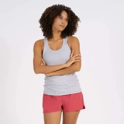 Vuori Women's Lux Performance Tank -Fashionable Clothing Store VW108HPT 2 2048x baac532d 7087 4e73 9b97 43d5a91a6147