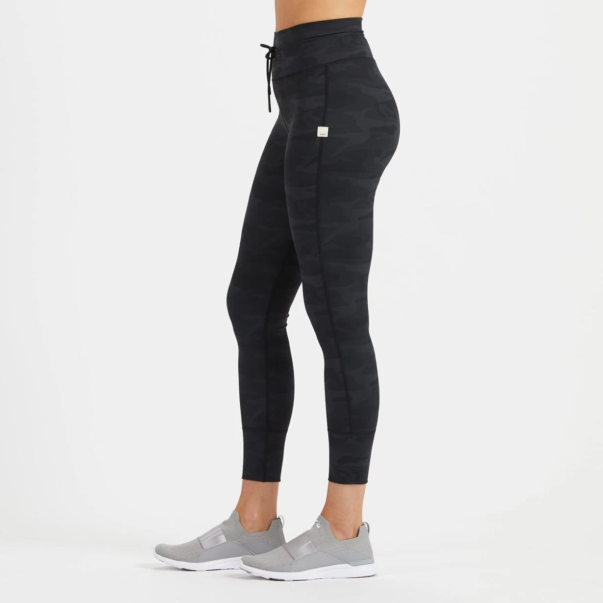 Vuori Daily Legging 2 Vuori Daily Legging - Image 2