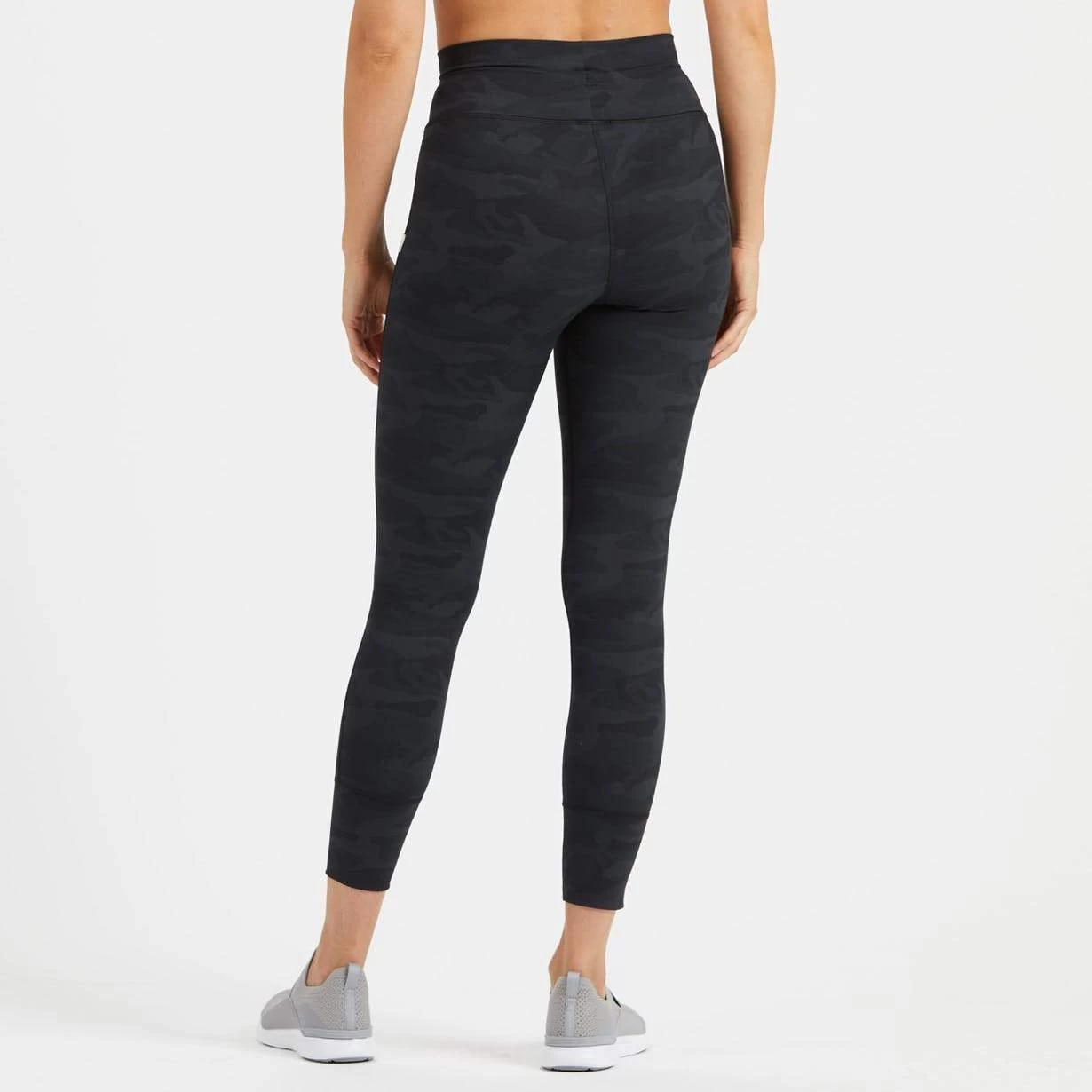 Vuori Daily Legging 3 Vuori Daily Legging - Image 3