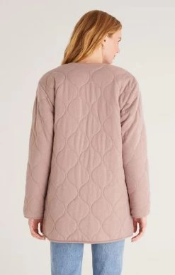 Z Supply Rana Quilted Reversible Sherpa Jacket -Fashionable Clothing Store ZSupplyRanaQuiltedReversibleSherpaJacket3