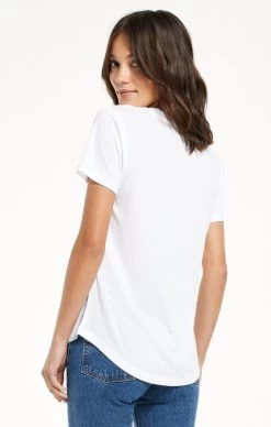 Z Supply Kasey Model V-Neck Tee -Fashionable Clothing Store ZT211324 WHT BACK 1920x f4dbf4da ec2b 4e1a 9fb4 5f0c48a759e8