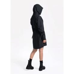 Lole Women's Piper Oversized Rain Jacket -Fashionable Clothing Store image1 2023 08 30T113933.234