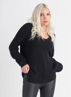 DEX V-Neck Bevelled Hem Sweater