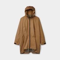 Tilley Unisex Packable Hooded Poncho -Fashionable Clothing Store unnamed 1 c0c59e97 35a6 4e3d 8336 b944a292e472