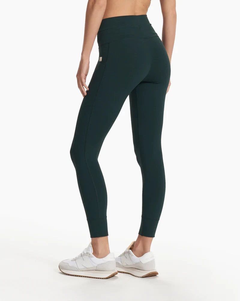 Vuori Daily Pocket Legging 4 Vuori Daily Pocket Legging - Image 4